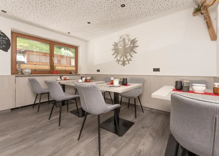 Alpenliebe ゲストハウス